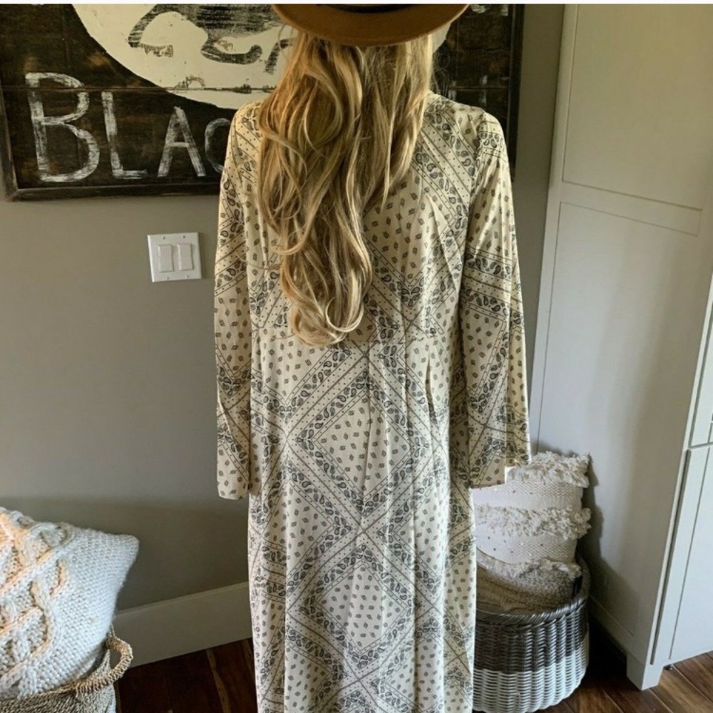 Boho Paisley Kimono Maxi Duster - Picture 2 of 8
